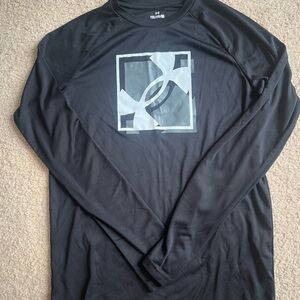 Under Armour Black Long Sleeve Tee Modern Design